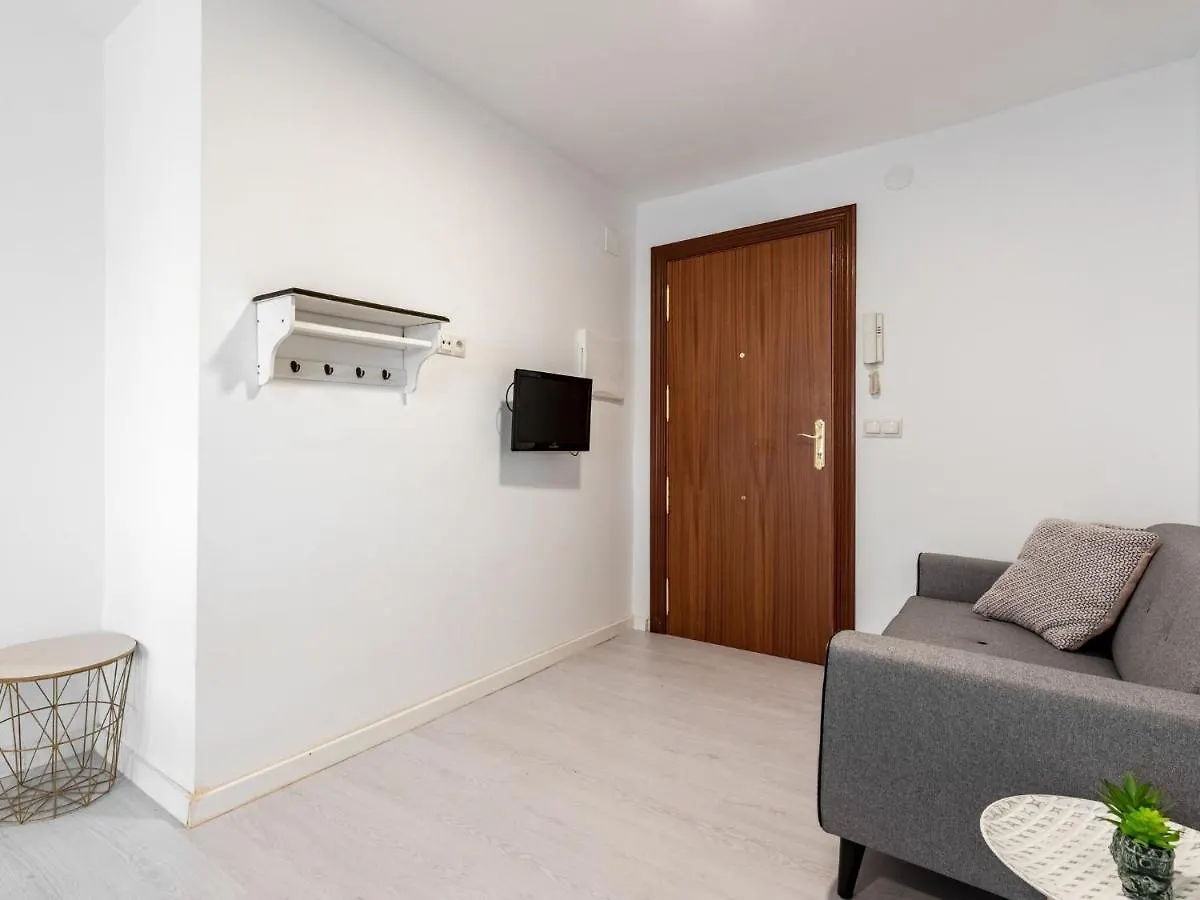 Simplistic Holiday Home In Malaga Near Moorish Castle Španělsko